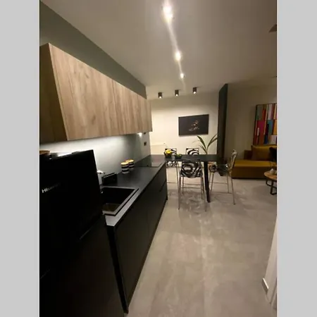 Vyron 1 Elegance * Nea Michaniona