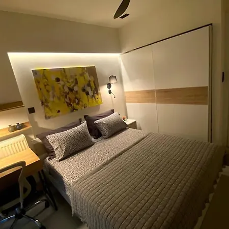 Vyron 1 Elegance * Nea Michaniona