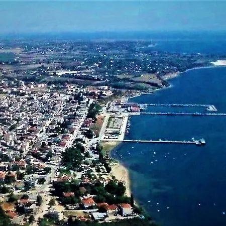 Vyron 1 Elegance 尼亚米卡尼奥纳